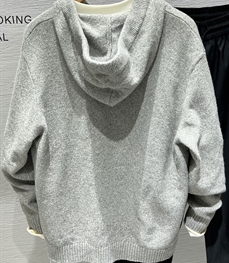 市场上装-毛衫-休闲毛衫