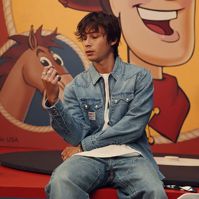 美国《Levi’s x 《玩具总动员》》2025秋冬休闲时尚男装