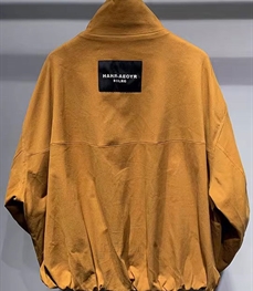 市场上装-夹克-休闲夹克