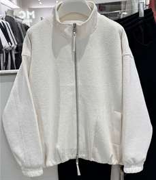 市场上装-夹克-休闲夹克