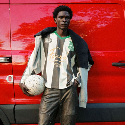 新加坡《FOUNDOUR》2025秋冬休闲时尚男女装