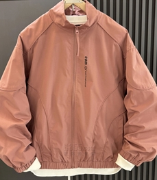 市场上装-夹克-休闲夹克