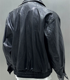 市场上装-皮衣-休闲皮衣