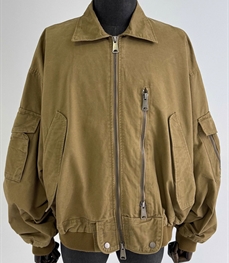 市场上装-夹克-休闲夹克