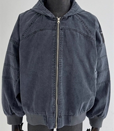 市场上装-夹克-休闲夹克