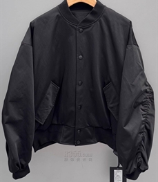 市场上装-夹克-休闲夹克