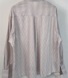 市场上装-衬衫-休闲衬衫