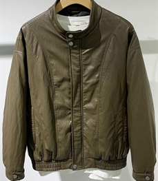 市场上装-皮衣-休闲皮衣