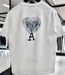 市场上装-T恤-欧货T恤