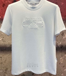 市场上装-T恤-欧货T恤