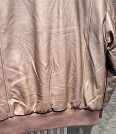 市场上装-皮衣-休闲皮衣