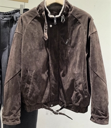 市场上装-皮衣-休闲皮衣