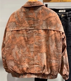 市场上装-夹克-休闲夹克