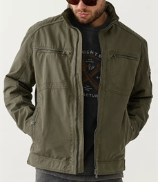 市场上装-夹克-商务夹克