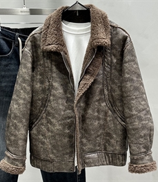 市场上装-皮衣-休闲皮衣