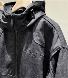 市场上装-皮衣-休闲皮衣