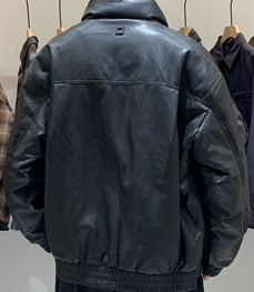 市场上装-皮衣-休闲皮衣