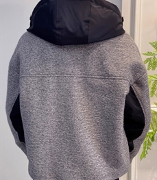 市场上装-夹克-休闲夹克