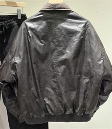 市场上装-皮衣-休闲皮衣