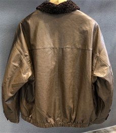 市场上装-皮衣-休闲皮衣