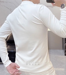 市场上装-T恤-欧货T恤