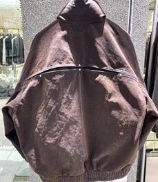 市场上装-夹克-休闲夹克