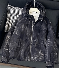 市场上装-皮衣-休闲皮衣