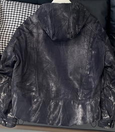 市场上装-皮衣-休闲皮衣