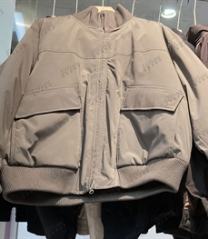 市场上装-夹克-休闲夹克