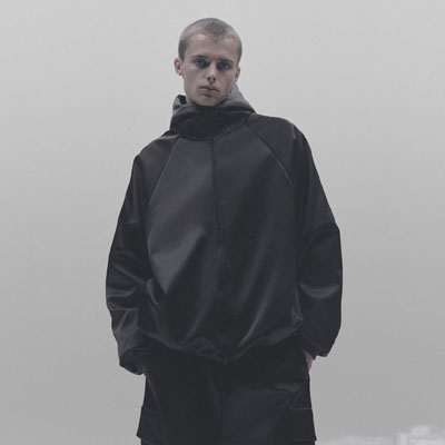美国《Fear of God ESSENTIALS》2025秋冬休闲时尚男装