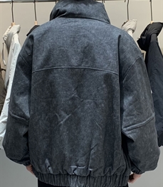 市场上装-夹克-休闲夹克