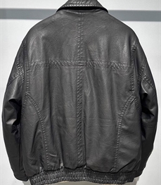 市场上装-皮衣-休闲皮衣