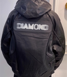 市场上装-皮衣-休闲皮衣