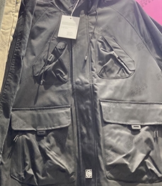 市场上装-夹克-休闲夹克