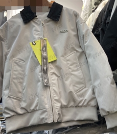 市场上装-夹克-休闲夹克