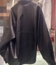 市场上装-皮衣-休闲皮衣