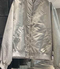 市场上装-夹克-休闲夹克