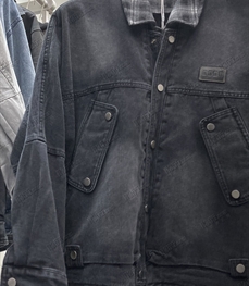 市场上装-夹克-休闲夹克