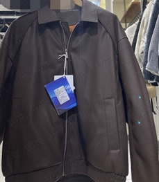 市场上装-皮衣-休闲皮衣