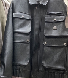 市场上装-皮衣-休闲皮衣