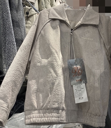 市场上装-皮衣-休闲皮衣