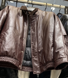 市场上装-皮衣-休闲皮衣