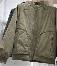 市场上装-夹克-休闲夹克