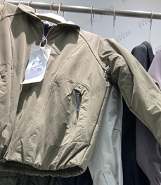 市场上装-夹克-休闲夹克