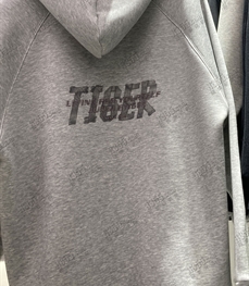 市场上装-卫衣-休闲卫衣