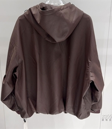 市场上装-皮衣-休闲皮衣