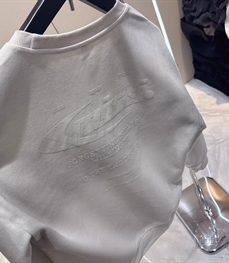 市场上装-卫衣-休闲卫衣