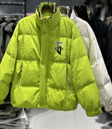 市场上装-棉衣/羽绒服-休闲棉服