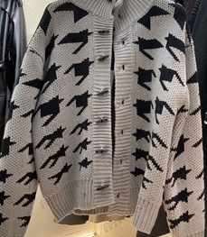 市场上装-毛衫-休闲毛衫