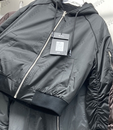 市场上装-夹克-休闲夹克